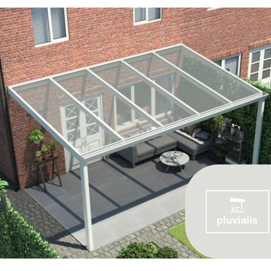 Terrassenüberdachung in matt weiß mit Polycarbonat Klar